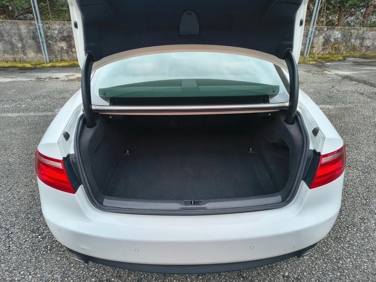 AUDI A5 COUPE' 2.7 V6 TDI AMBITION MULTITRONIC