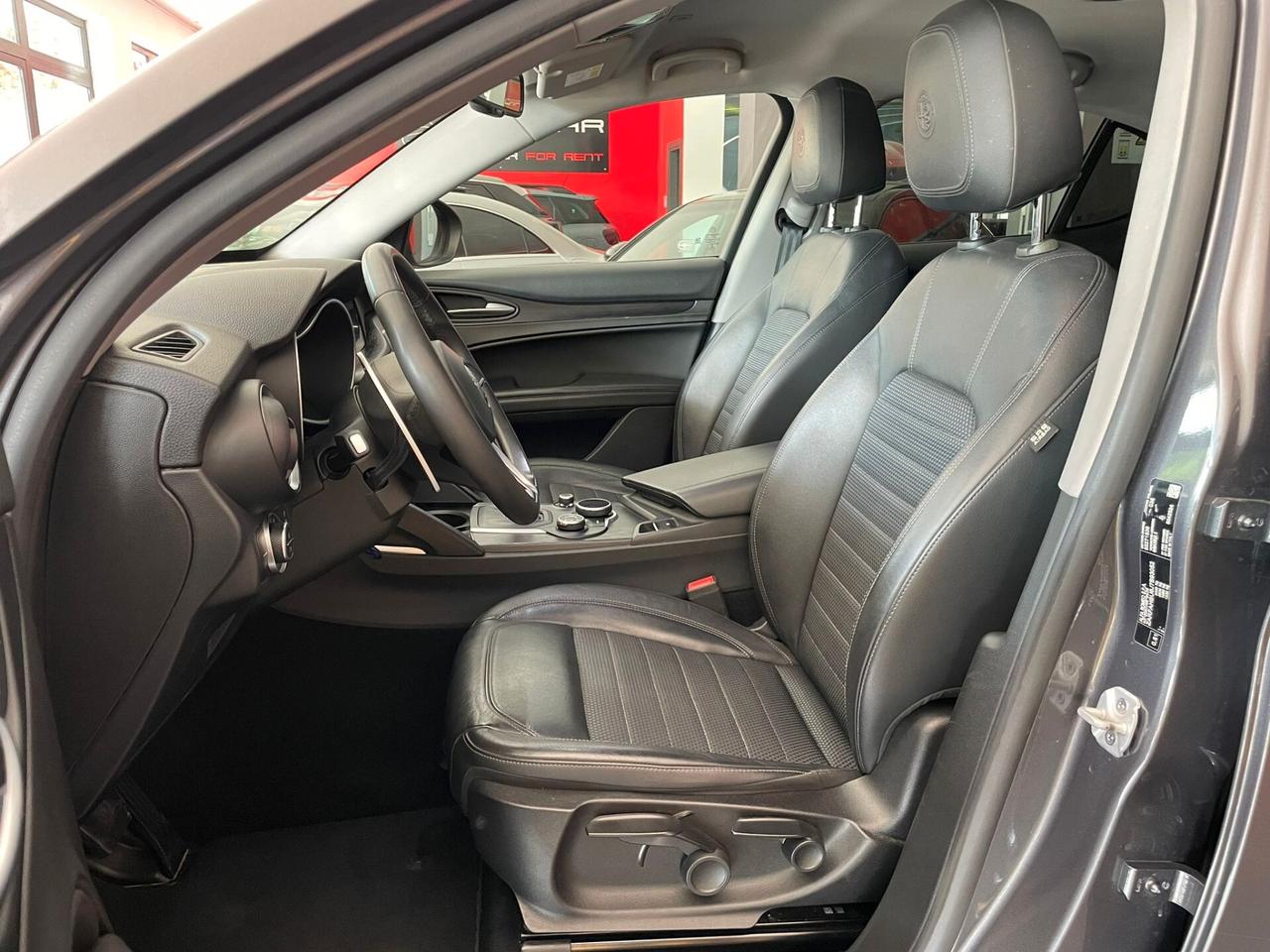 ALFA STELVIO 2.2JTDM SUPER Q4 210cv