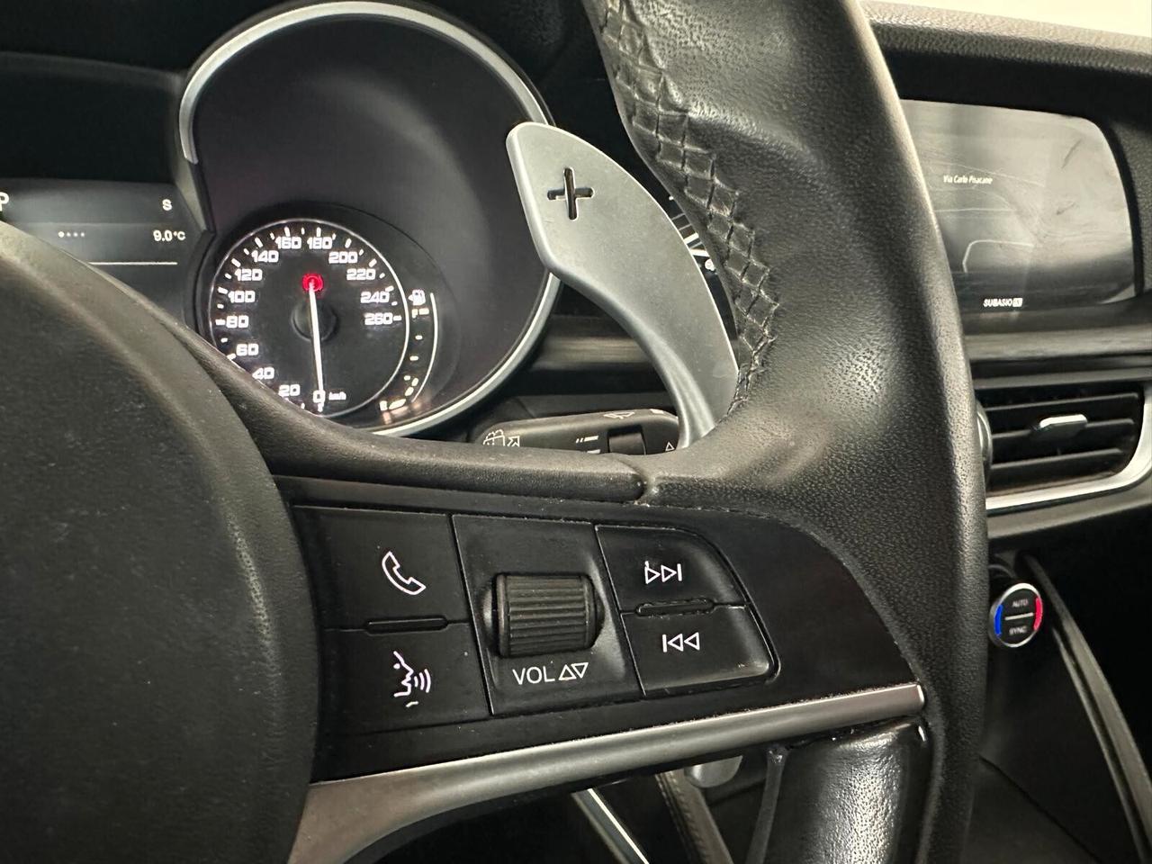 Alfa Romeo Stelvio 2.2 Turbodiesel 180 CV AT8 RWD Super