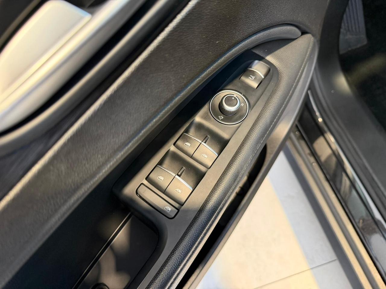 Alfa Romeo Stelvio 2.2 Turbodiesel 160 CV AT8 RWD Business