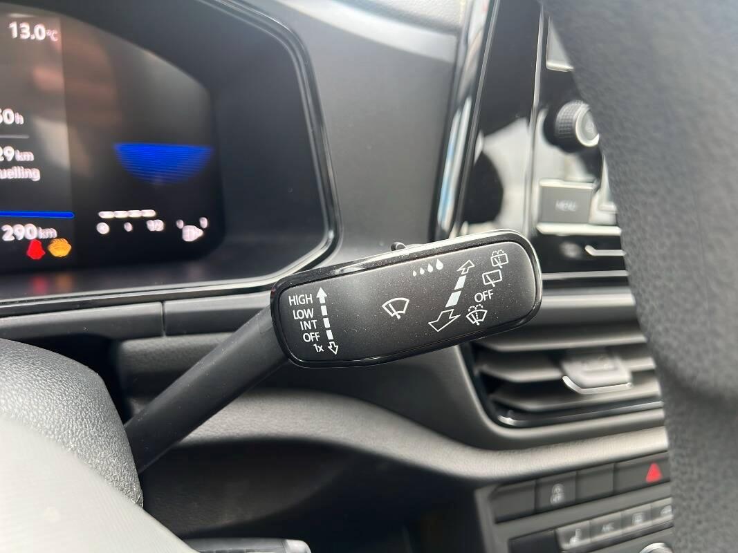 Volkswagen T-Roc 1.0 tsi Life 110cv Con CARPLAY