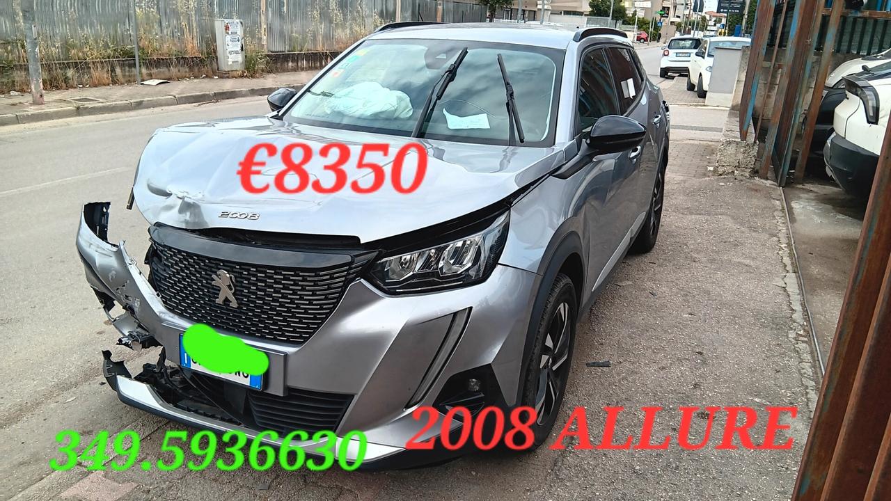 Peugeot 2008 ALLURE INCIDENTATA SINISTRATA MONDIALCARS 022