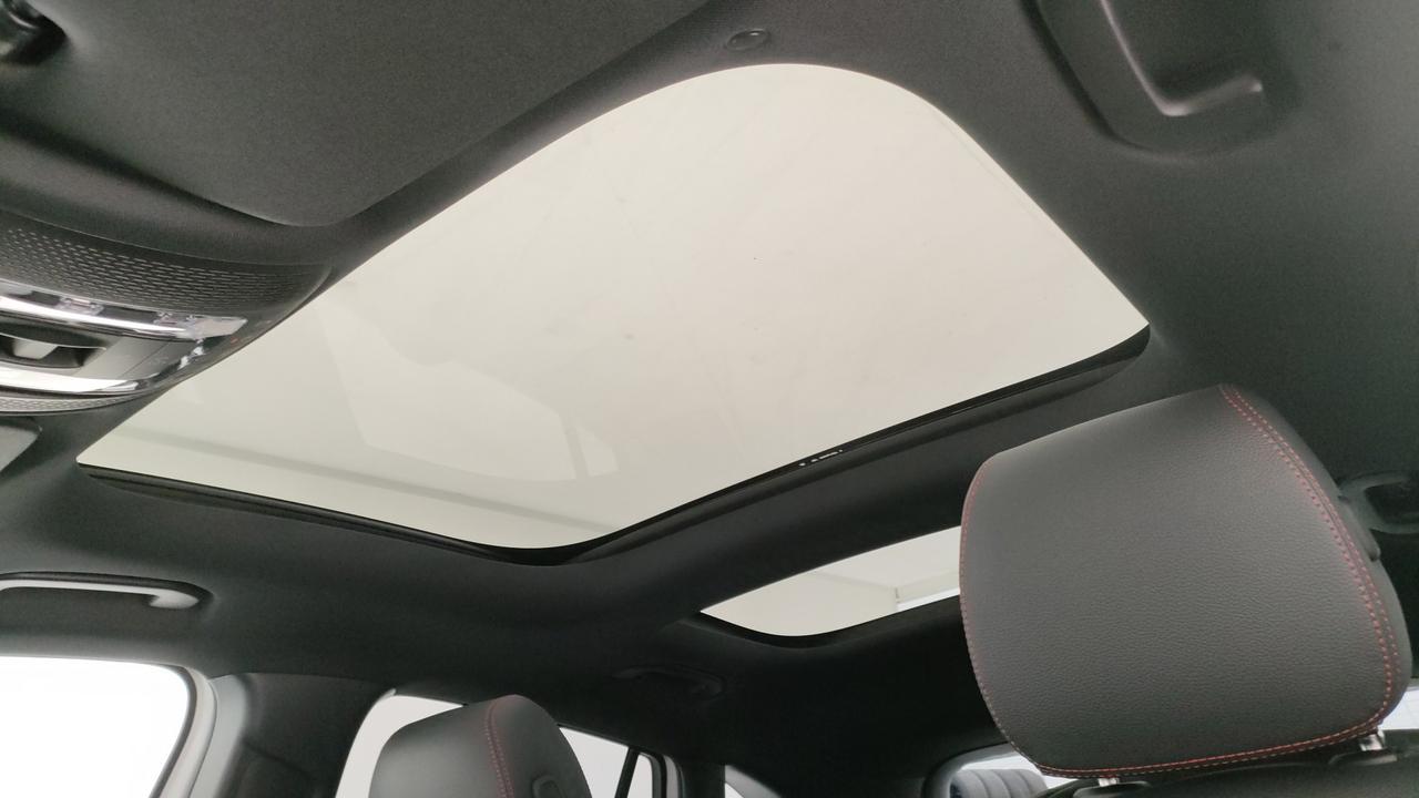 Mercedes-Benz GLA 200 d automatic