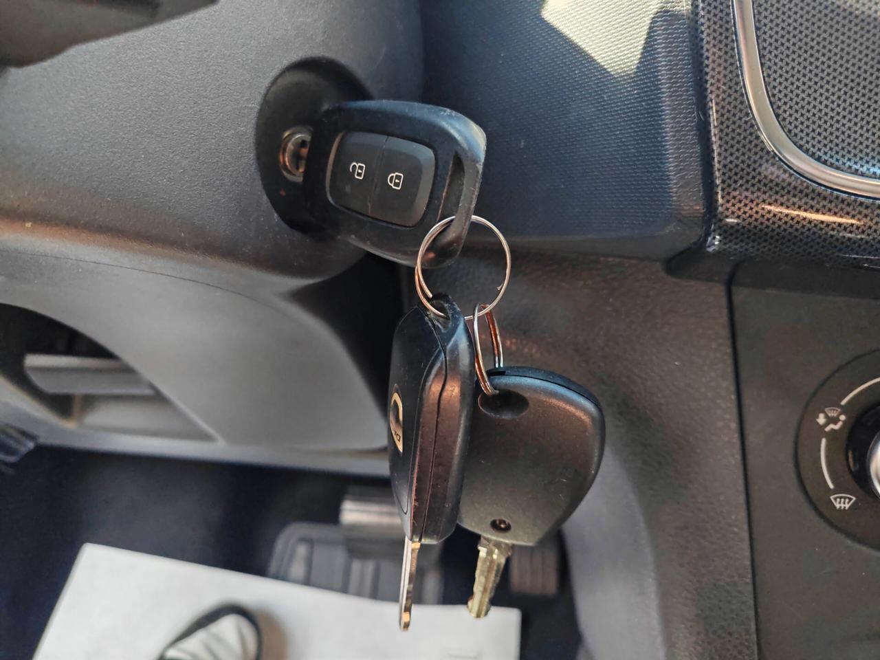 Dacia Sandero Stepway 1.5 diesel 03/2017 CV90 cambio automatico