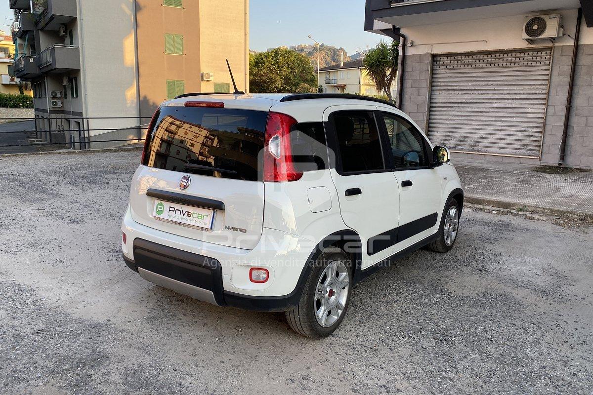 FIAT Panda 1.0 FireFly S&S Hybrid Garmin