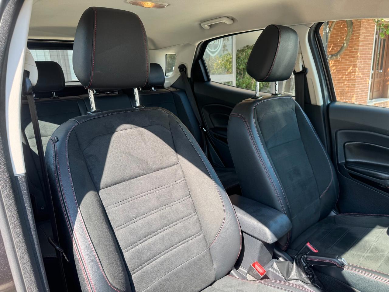 Ford EcoSport 100 CV ST-Line