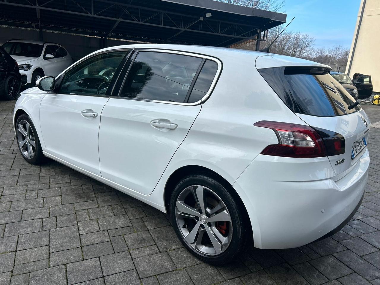 Peugeot 308 BlueHDi 120 S&S Business