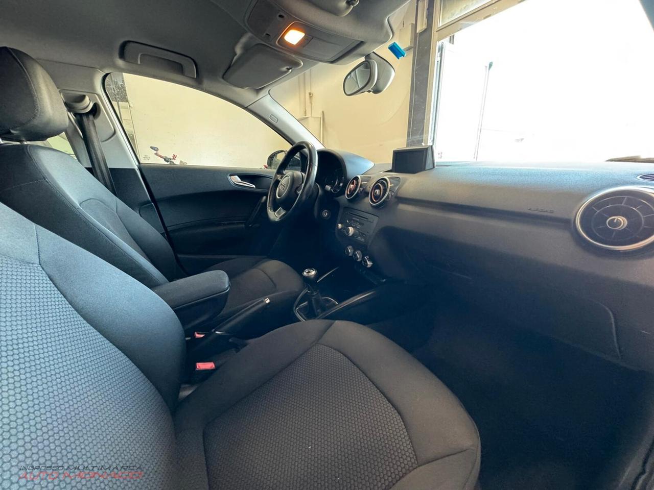 Audi A1 1.6 TDI 90cv S-line 2013
