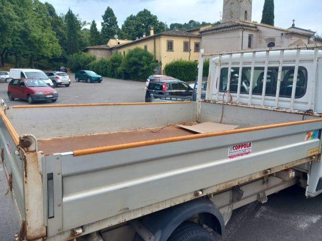 PEUGEOT Boxer 330 2.2 HDi/110CV FAP PC Autocarro