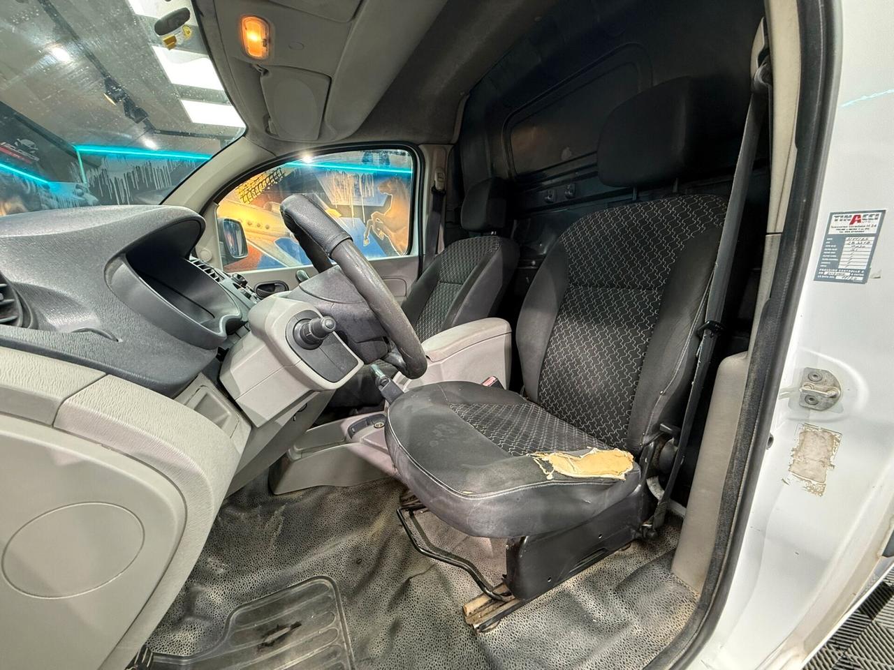 Renault Kangoo 1.5 dCi (558)