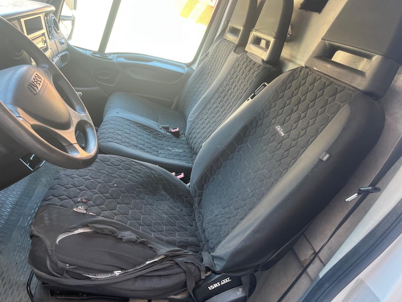 IVECO DAILY 2011 2.3 DIESEL FURGONATO 244.00 KM