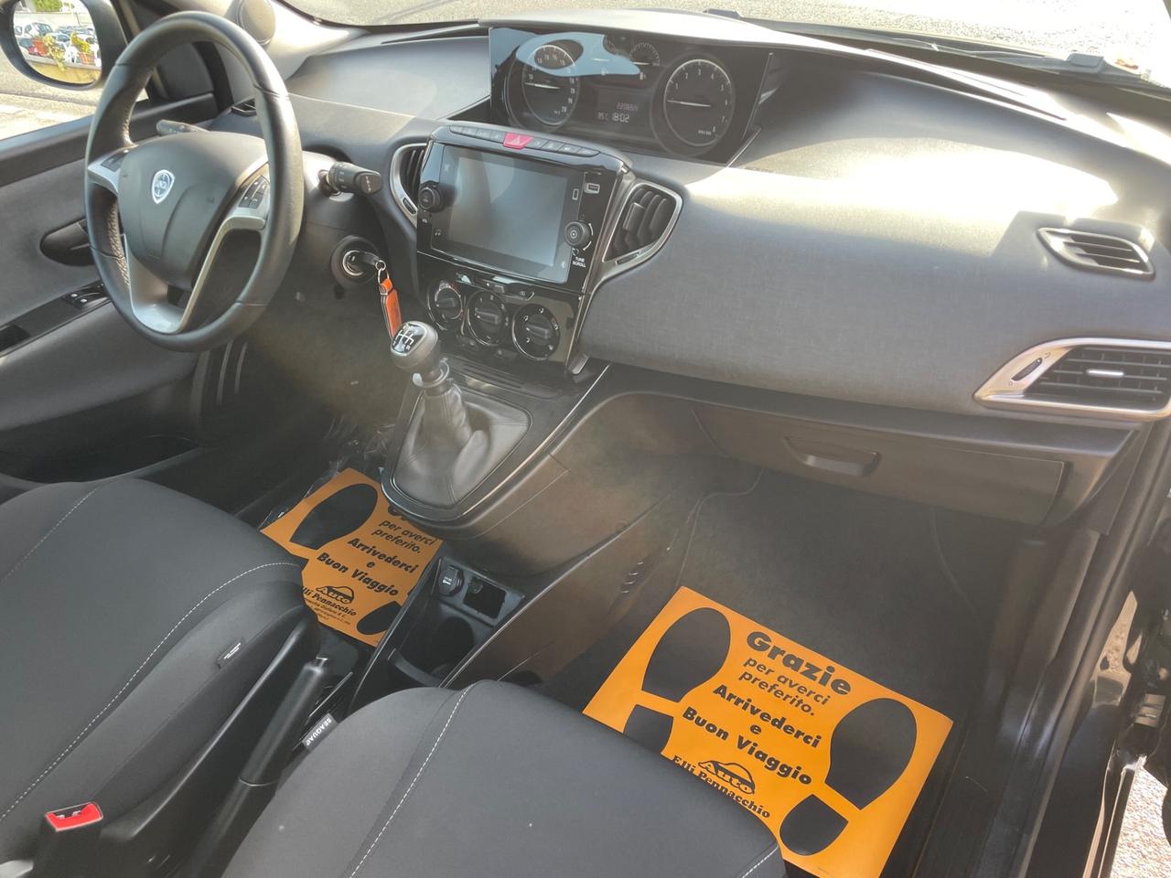 LANCIA YPSILON 1.0 HYBRID 70 (CV) 2022