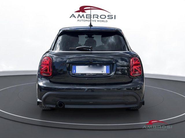 MINI Cooper 5 porte 1.5 Essential Auto
