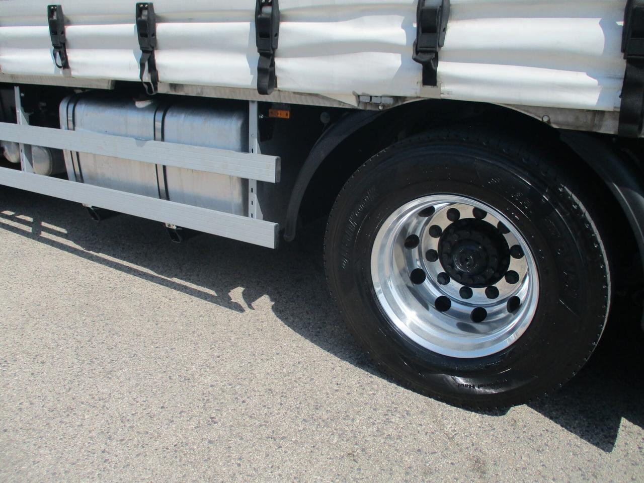 STRALIS XP 510 E6 CENTINA ALZA/ABB 7.80M ATT BIGA