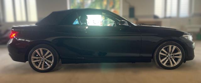 BMW 220 i Cabrio Luxury aut.