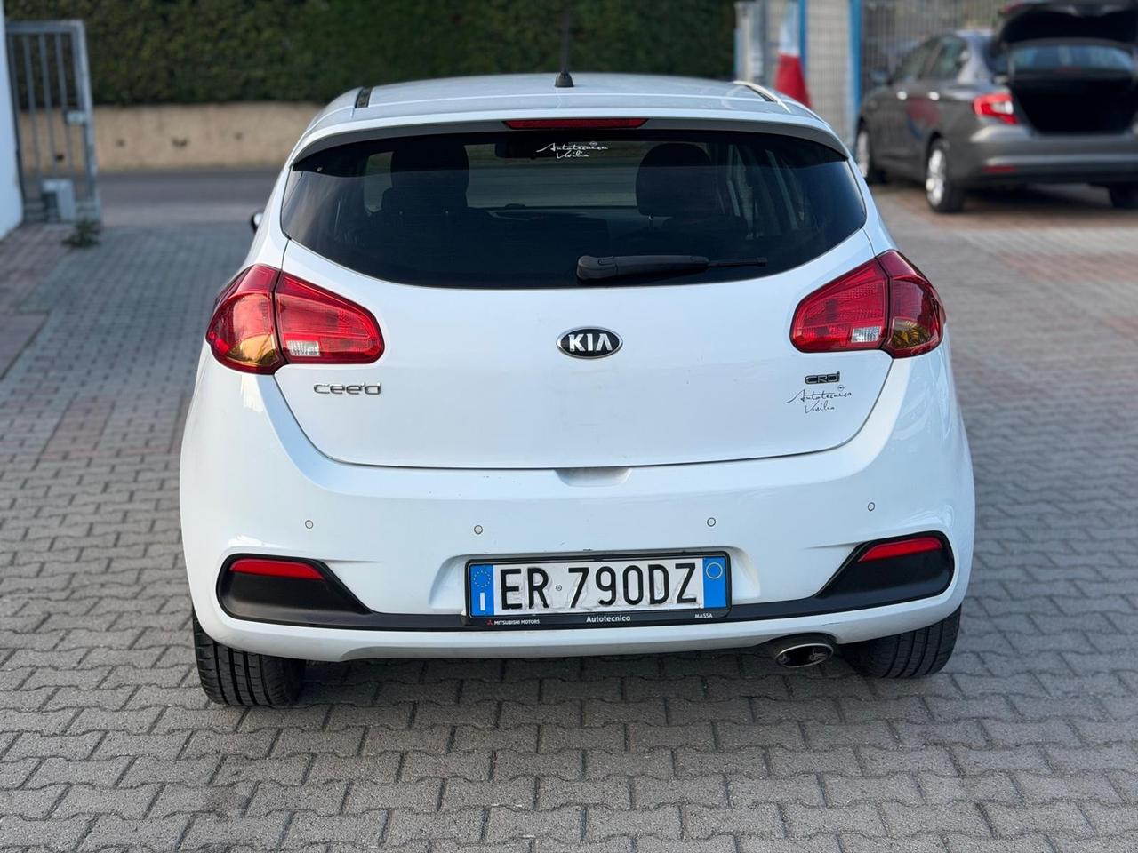 Kia Ceed cee'd 1.6 CRDi 110 CV 5 porte Cool
