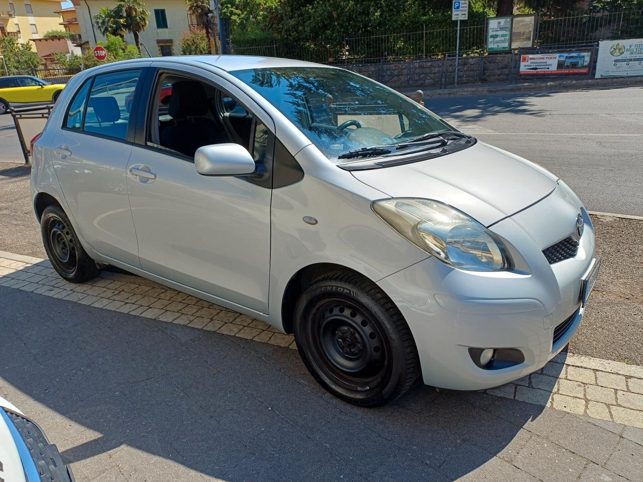 Toyota Yaris 1.3 5 porte Sol