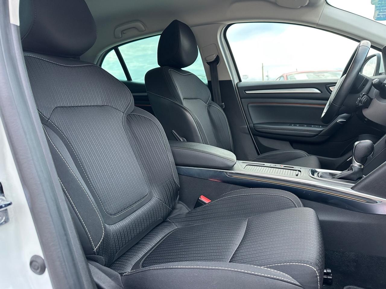 Renault Megane 2019 1.5 dCi 115 CV AUTOM. INTENS