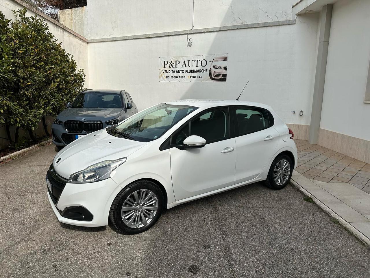 Peugeot 208 BlueHDi 75 5 porte