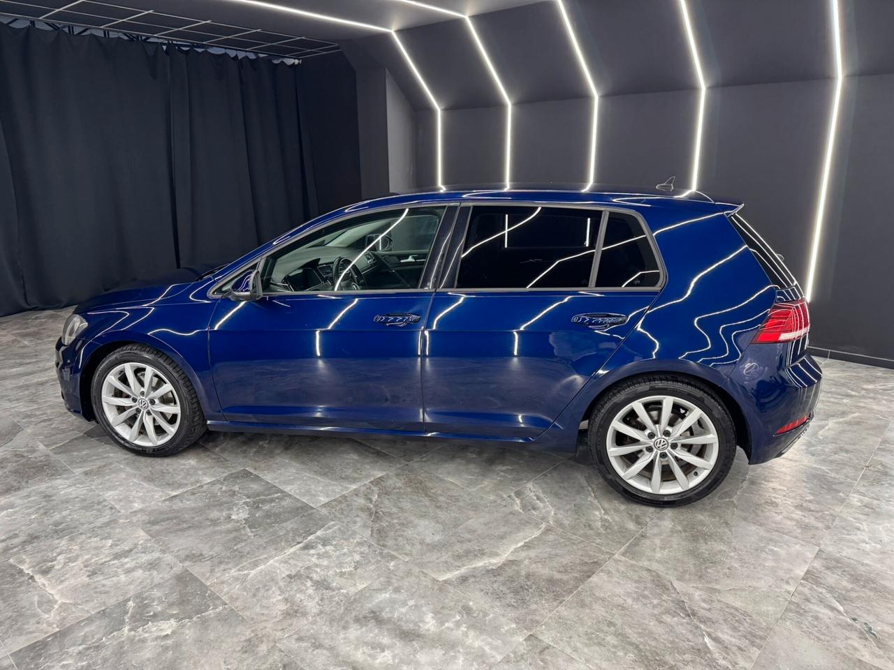 Volkswagen Golf Variant 2.0 TDI DSG Exclusive BlueMotion Technology
