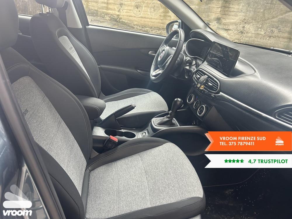 FIAT Tipo (2015-->) Tipo 1.5 Hybrid DCT 5 porte...