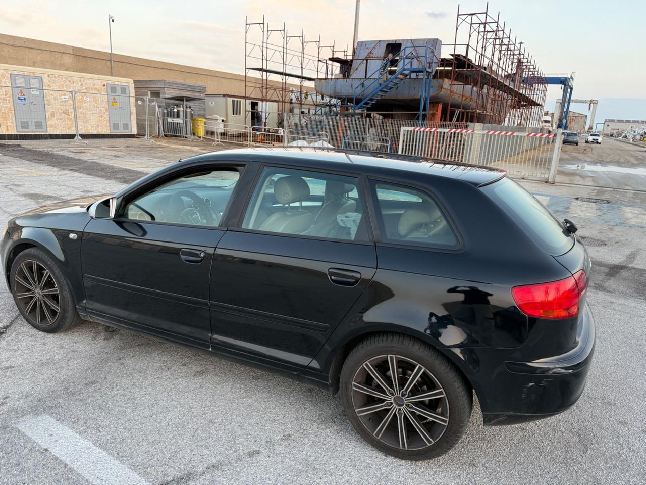 Audi A3 SPB 2.0 TDI 1700€