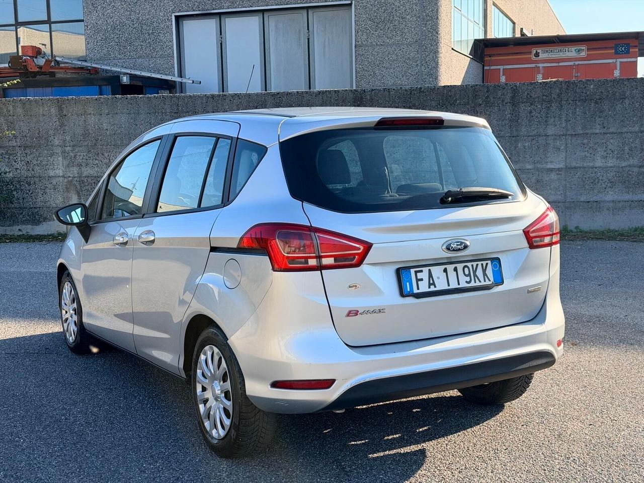 Ford B-Max 1.5 TDCi 75 CV Business Titanium