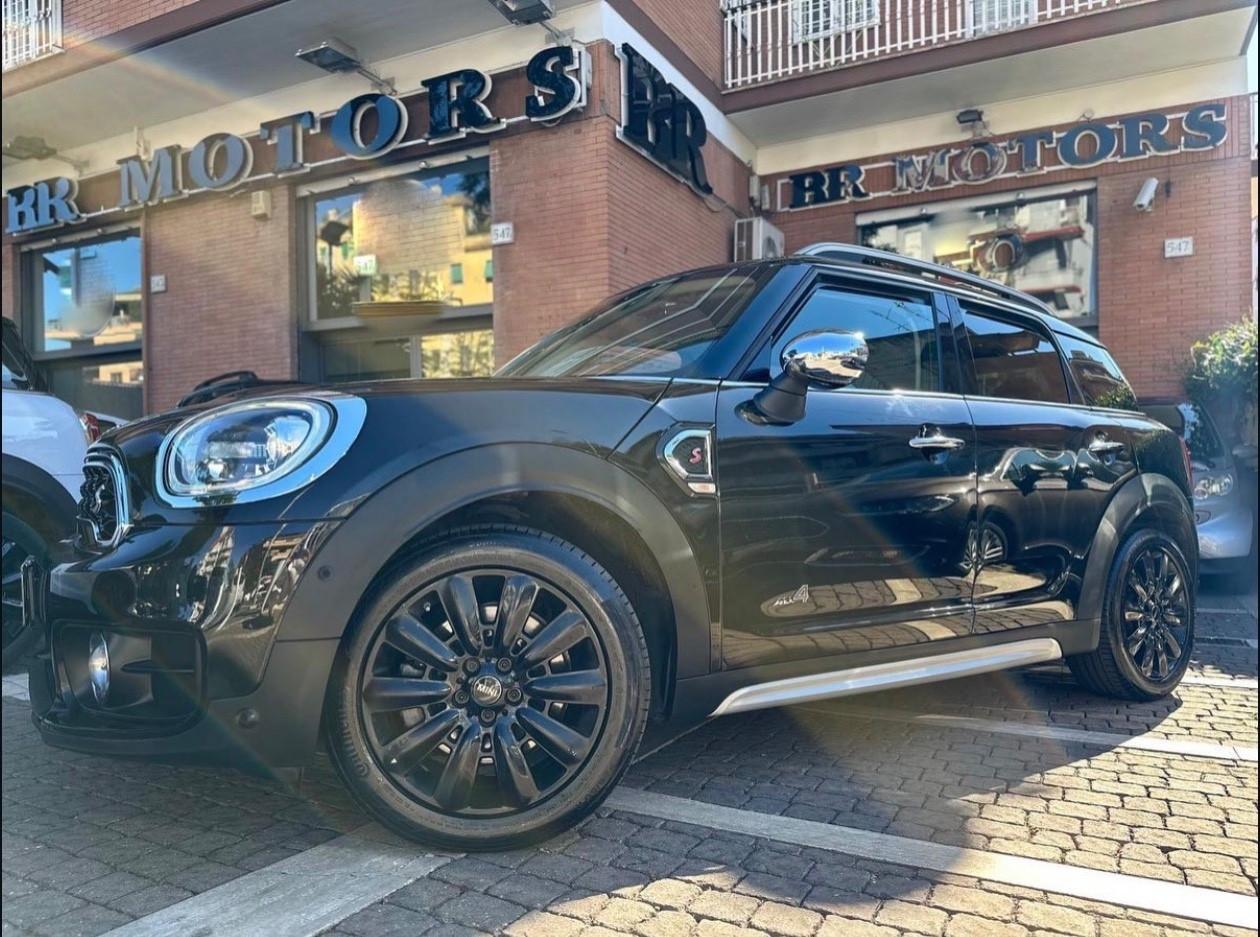 Mini Cooper SD Countryman ALL4 Total Black +C.AUTO-NAVI-H.K-LED !!