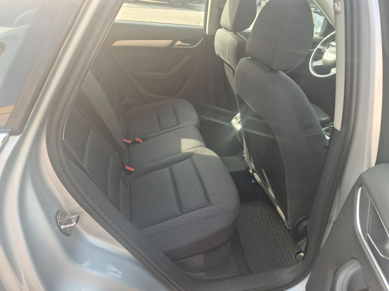 Audi Q3 2.0 TDI Business