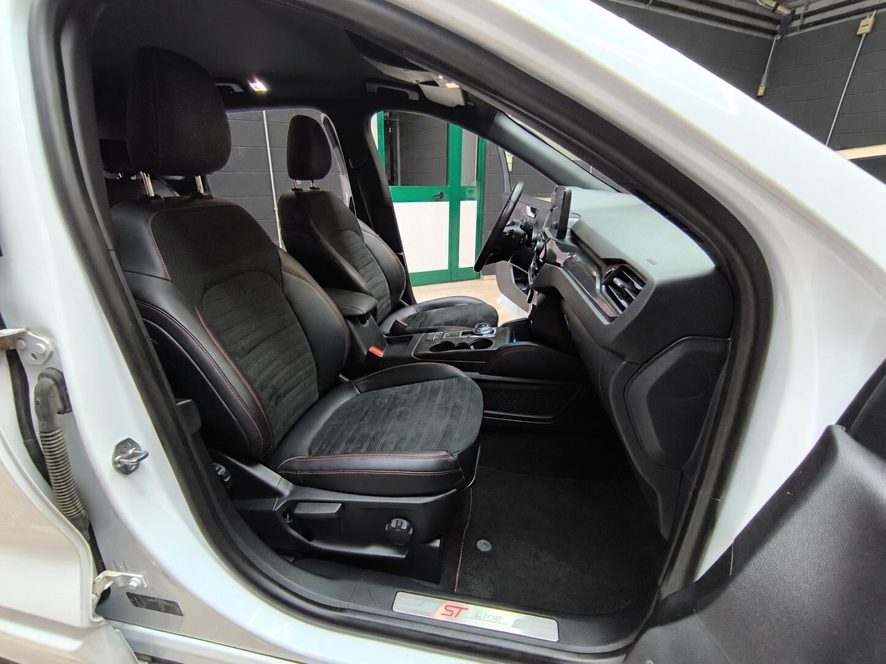 Ford Kuga 2.0 EcoBlue 190 CV aut. AWD ST-Line X