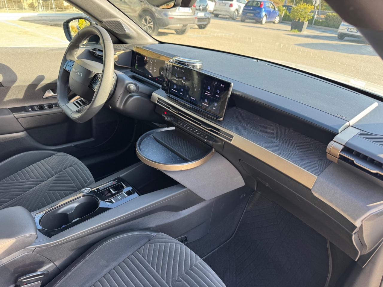 Lancia Ypsilon Hybrid e-DCT Edizione Cassina NO VINCOLO FINANZIAMENTO