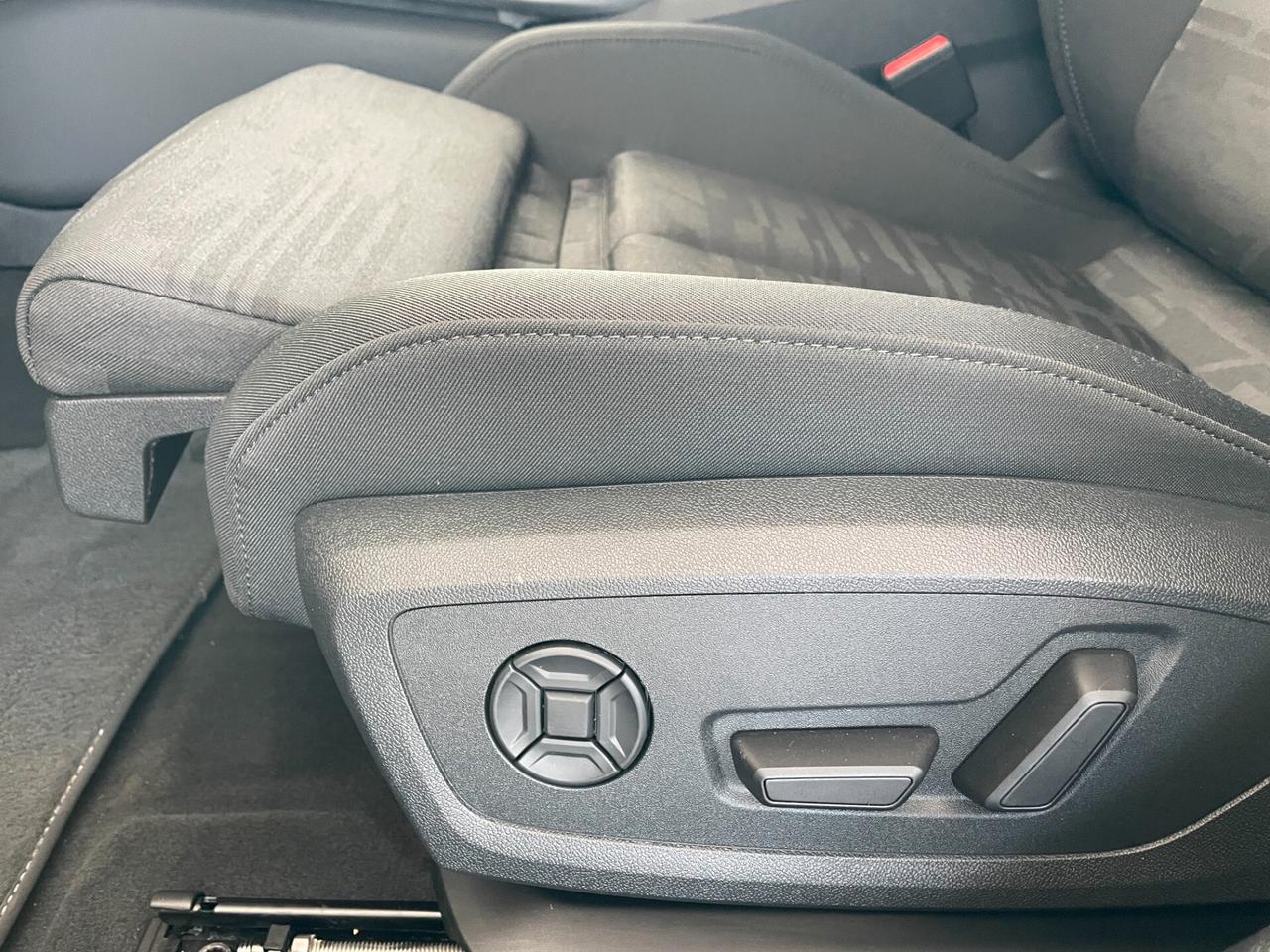 Audi A6 Avant 50 2.0 TFSI e quattro ultra S tronic Business