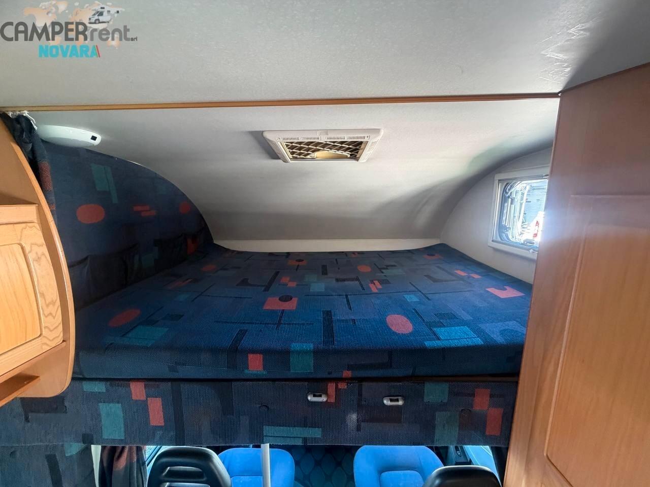 MC LOUIS GLEN 461 - Mansardato letti a castello in coda e maxi garage