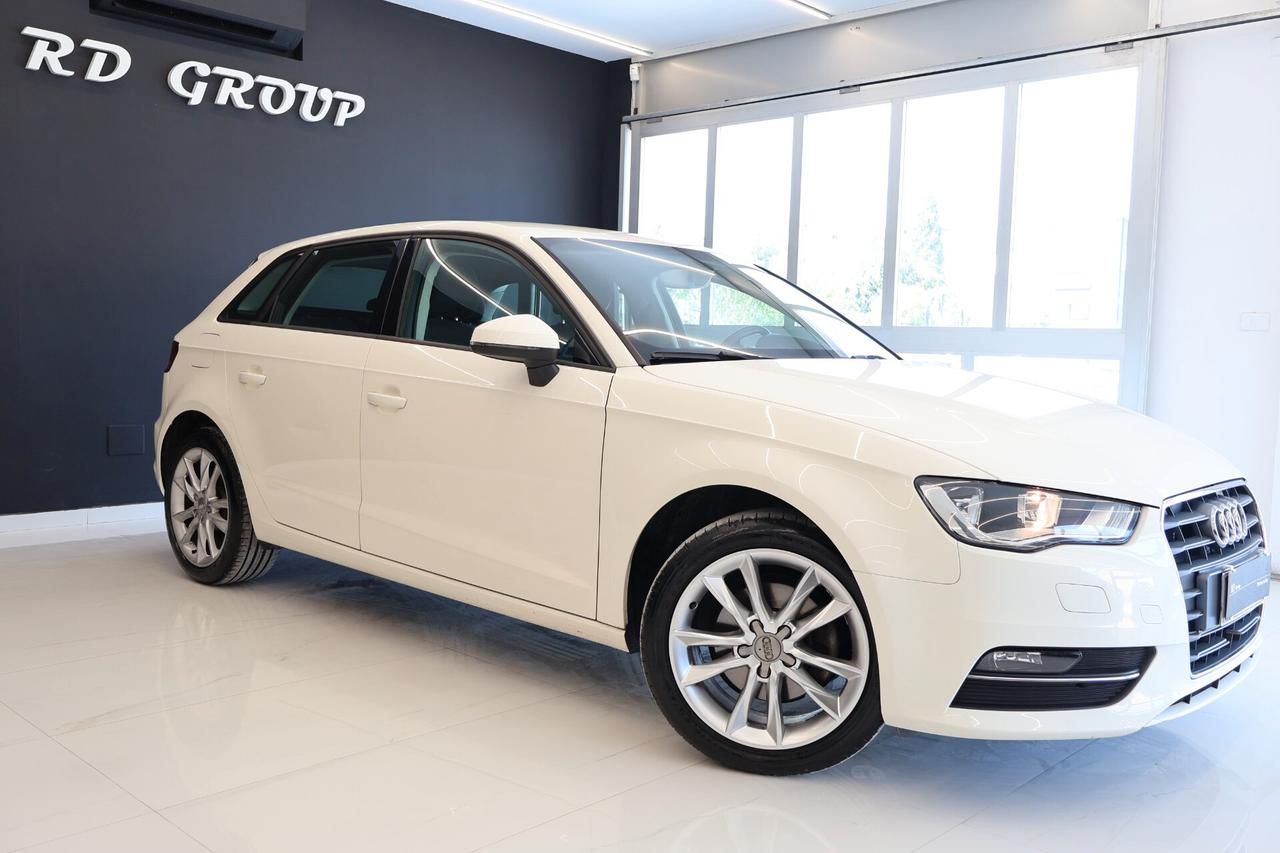 Audi A3 1.6 TDI clean diesel S tronic Attraction
