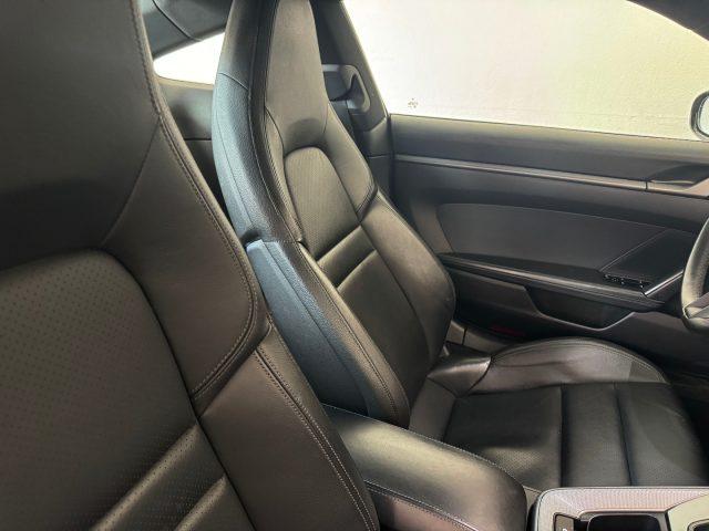 PORSCHE 911 Carrera S