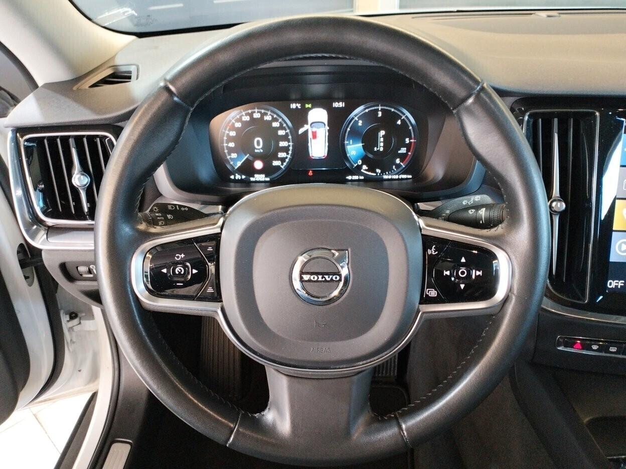 Volvo V60 Cross Country 2.0 d4 Business Plus awd geartronic my20