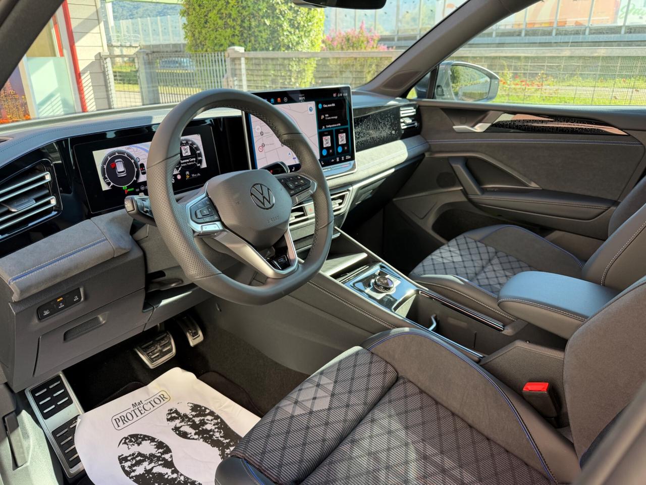 Volkswagen Tiguan new 150 CV DSG R-Line GANCIO TRAINO