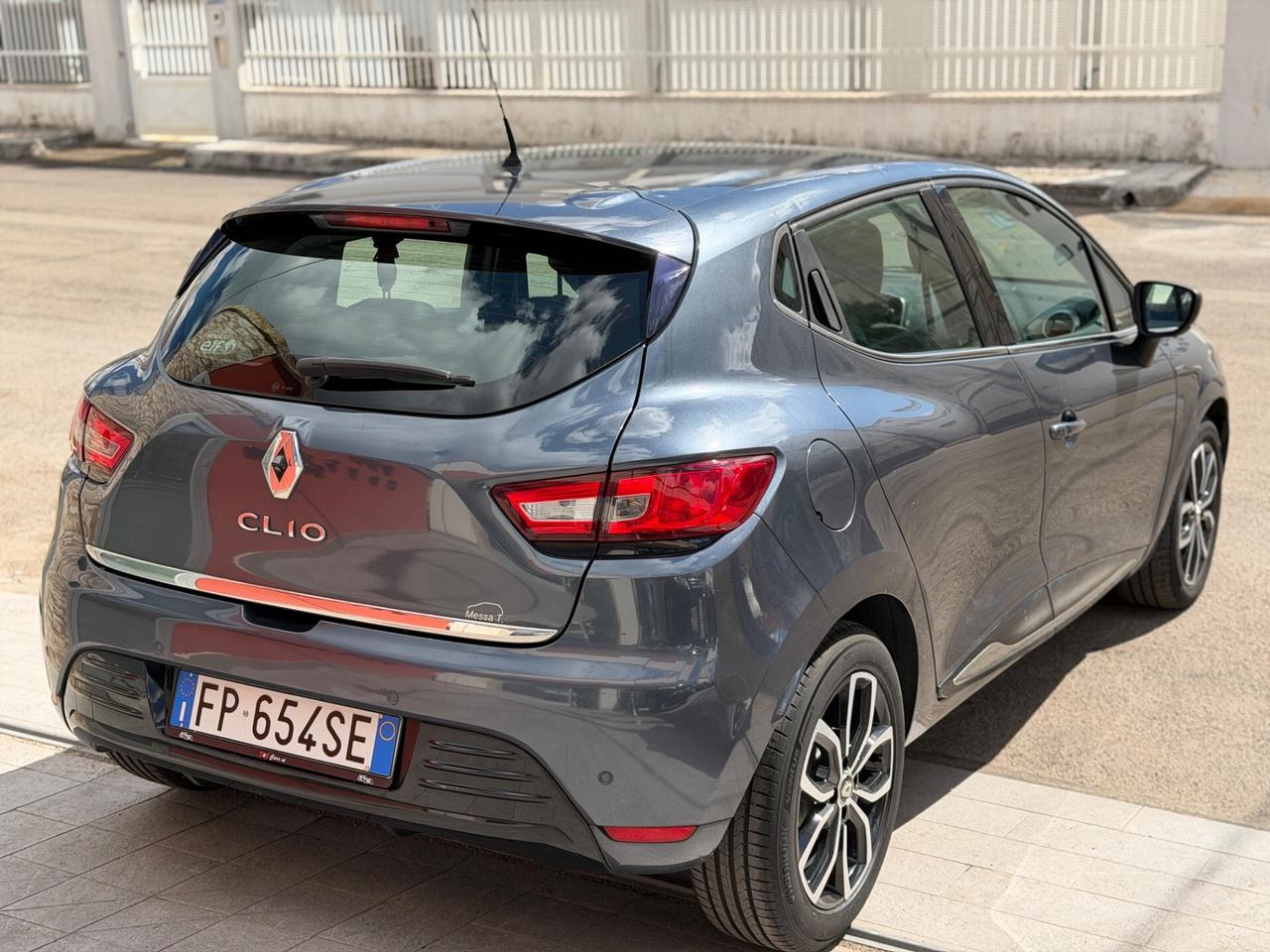 Renault Clio 1.5 dCi 75 CV Duel-2018/LED/NAVI