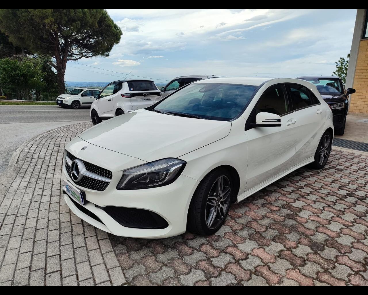 Mercedes-Benz Classe A (W176) - A 180 d Premium