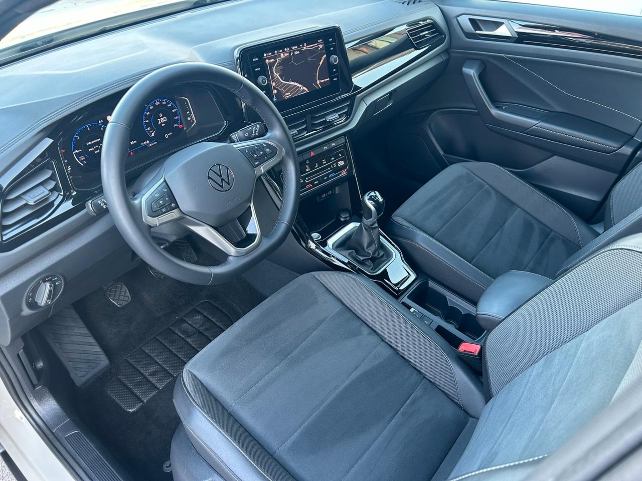 VW T-ROC 2.0 TDI 116CV Style - CAMBIO MANUALE