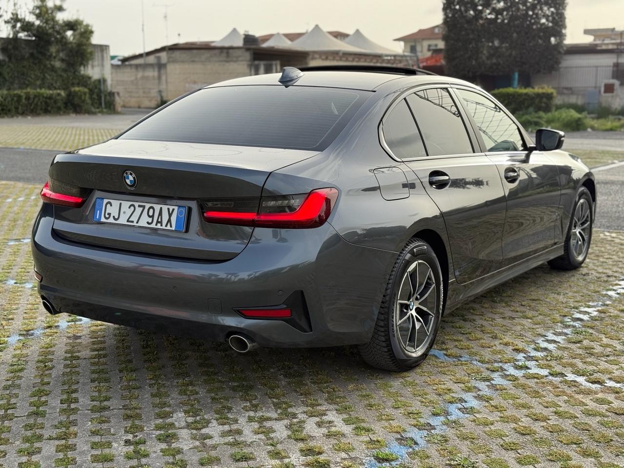 BMW 318d 2022 48V 2.0 150cv automatica