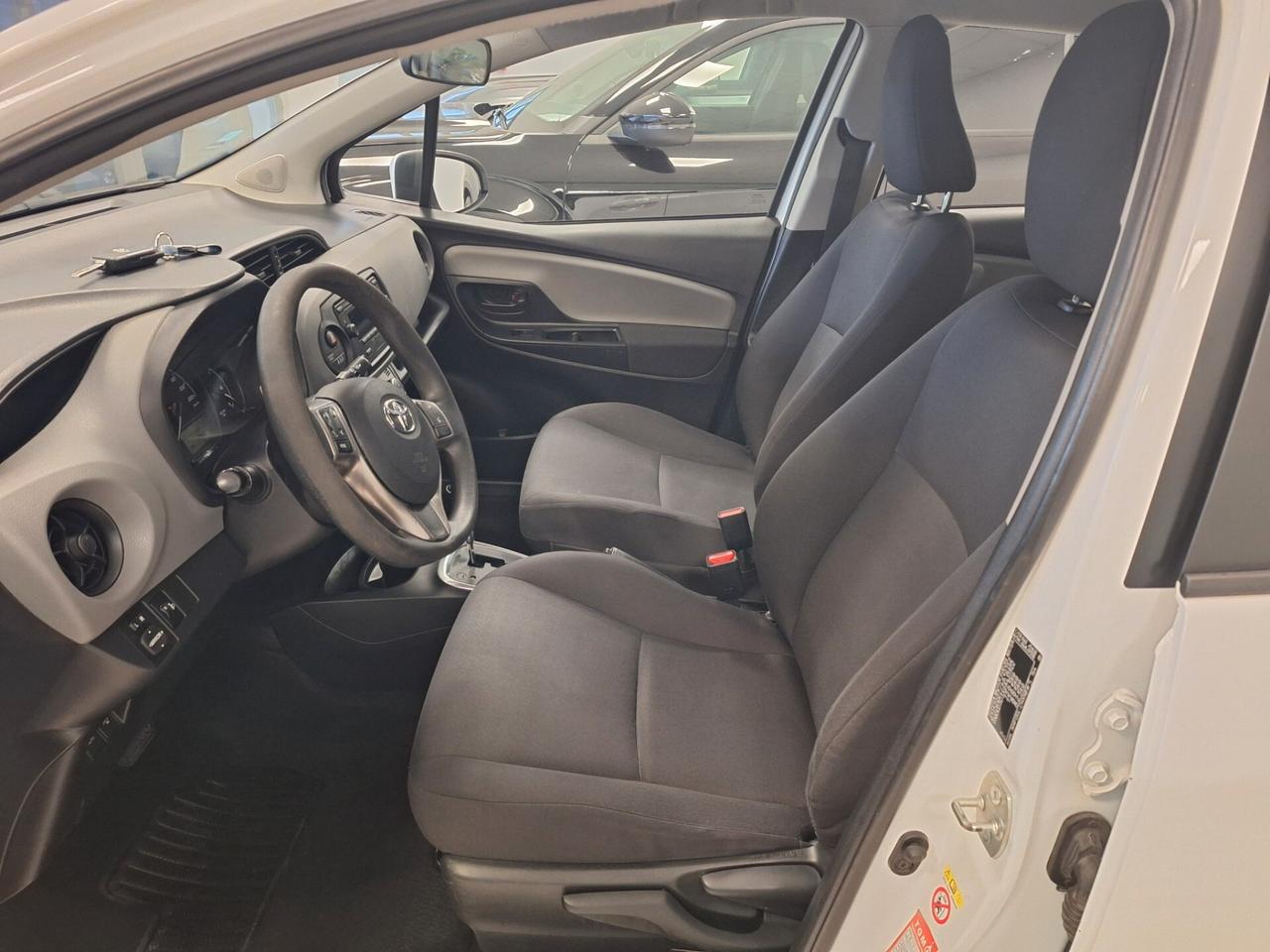 Toyota Yaris 1.5 Hybrid 5 porte Cool