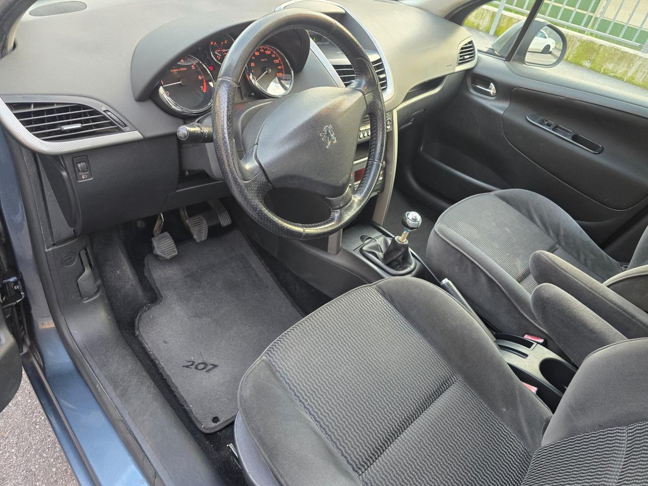 PEUGEOT 207 1.4 "OK PER NEOPATENTATI"