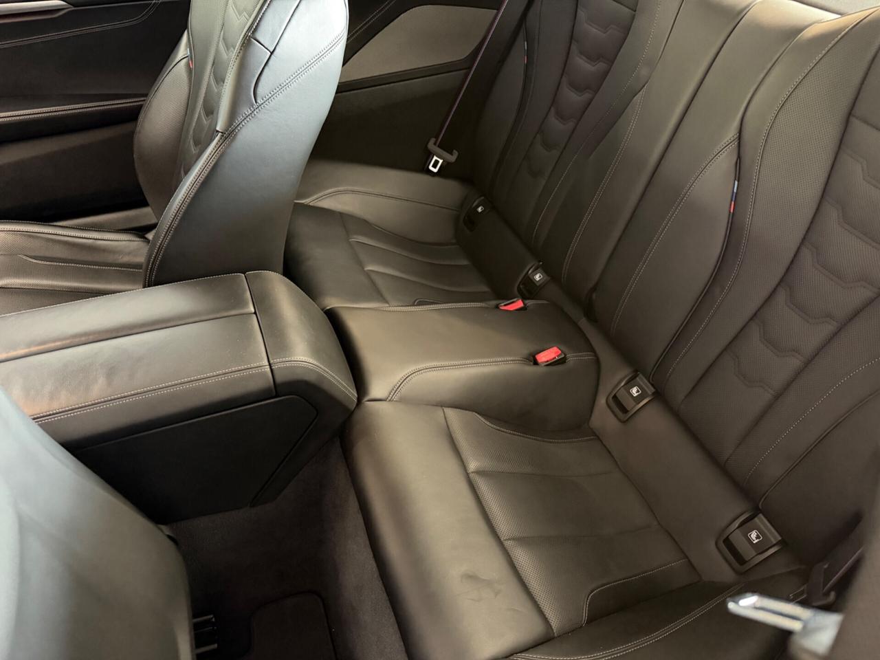 BMW SERIE 8 (G15-F92) (2018) 840D 48V XDRIVE COUPE (250 KW) Valore di listino: € 123100