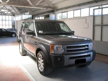 LAND ROVER Discovery 3 2.7 TDV6 SE 7 POSTI