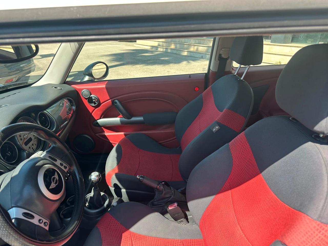 Mini Mini 1.4 tdi One D de luxe NEOPATENTATI