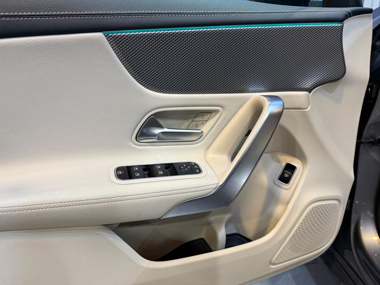 Mercedes-benz CLA 180 d Automatic Premium