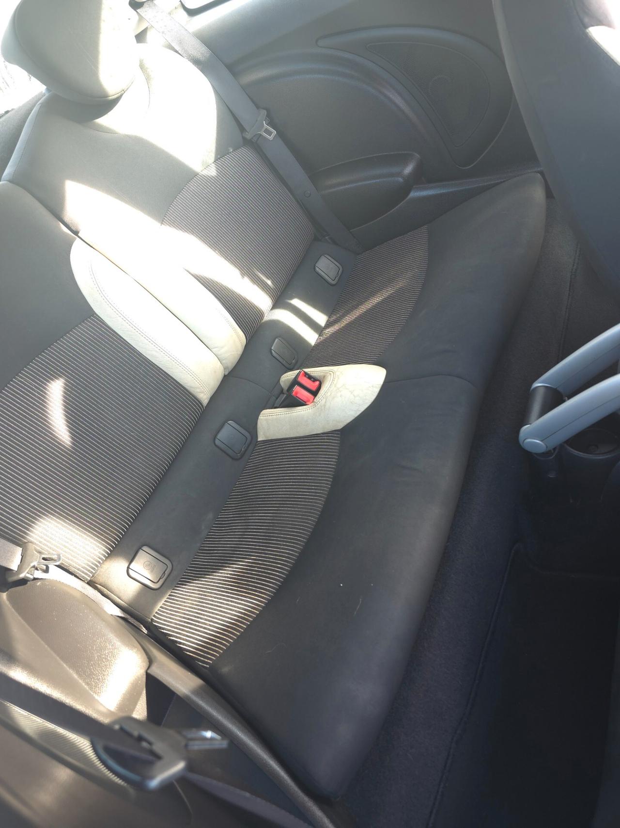 Mini 1.6 16V Cooper D