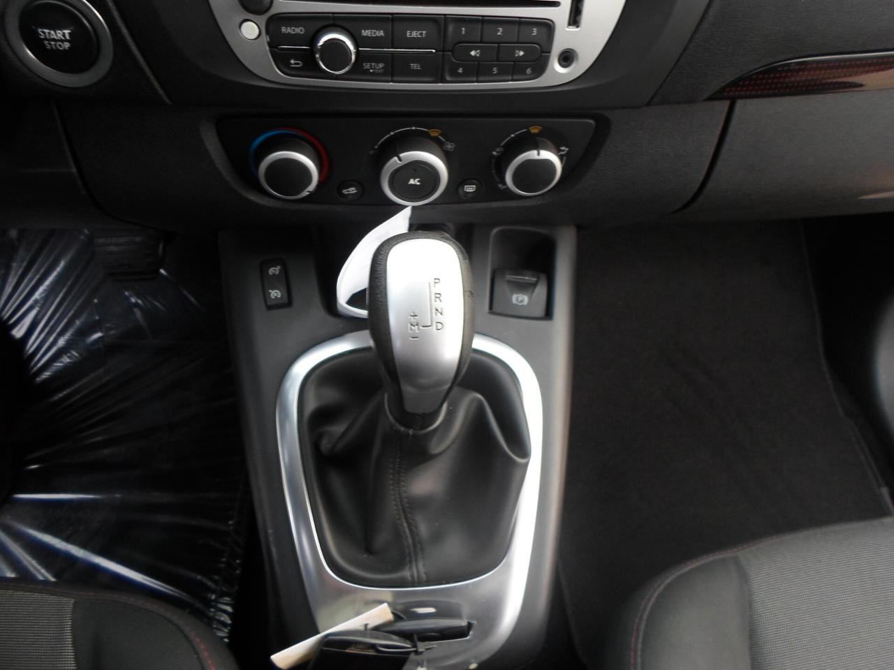 Renault Scenic Scénic XMod 1.5 dCi 110CV EDC Bose