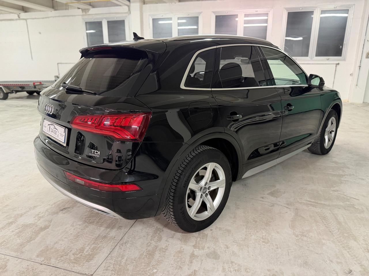 Audi Q5 2.0 TDI 190 CV quattro S tronic Business Sport